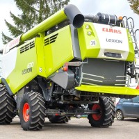 Комбайн Claas LEXION 670 - 2019 - 4X4 - 717/1255 h - 3D + VARIO 770 - LASER PILOT