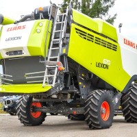 Комбайн Claas LEXION 670 - 2019 - 4X4 - 717/1255 h - 3D + VARIO 770 - LASER PILOT